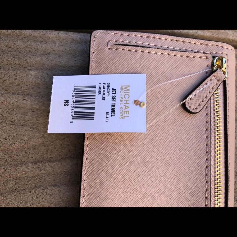 NWT Michael Kors Large Ciara handbag&wallet&pom - Picture 7 of 7